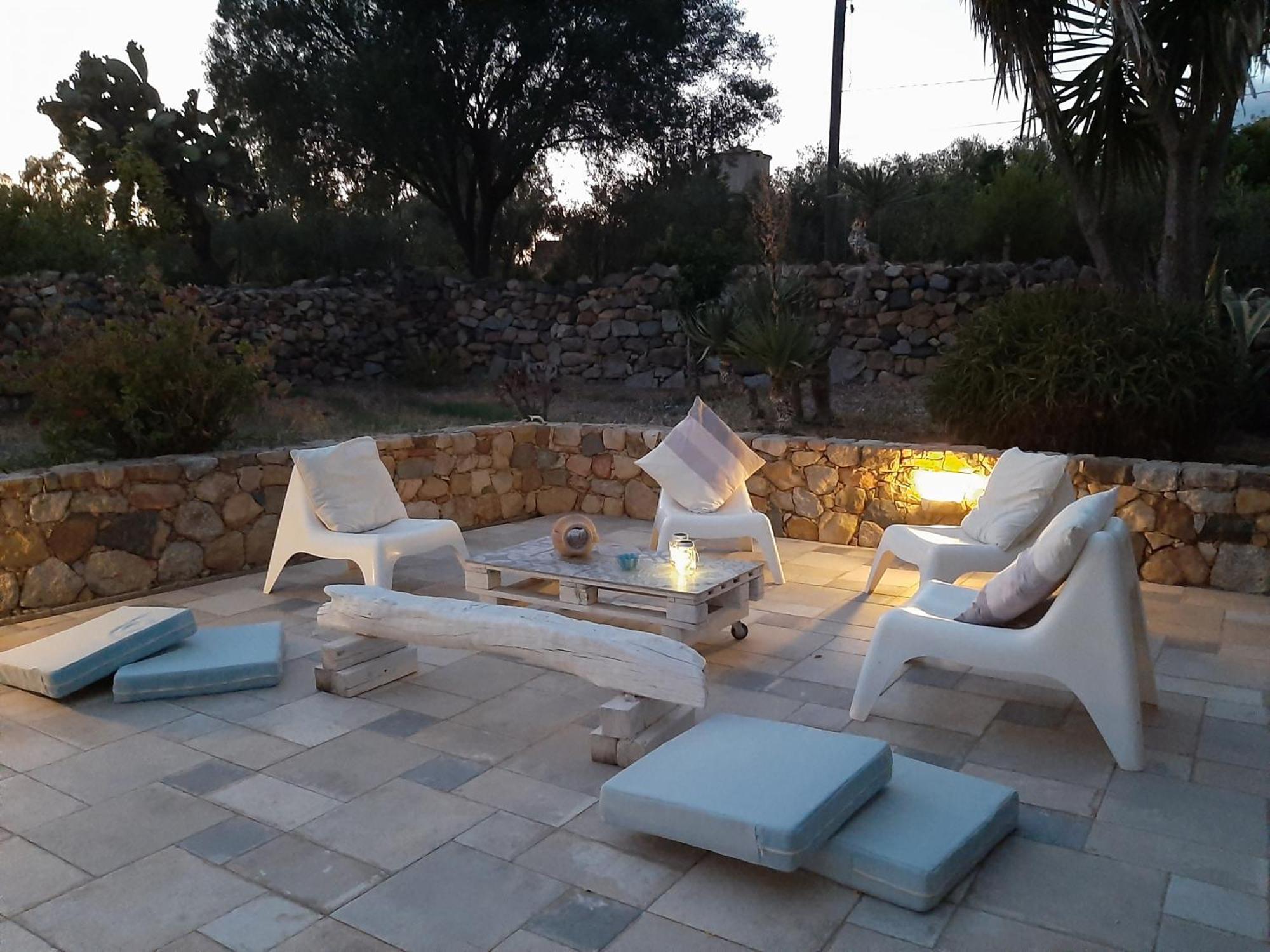 Casale Diletta Bed & Breakfast Castiadas Exterior photo
