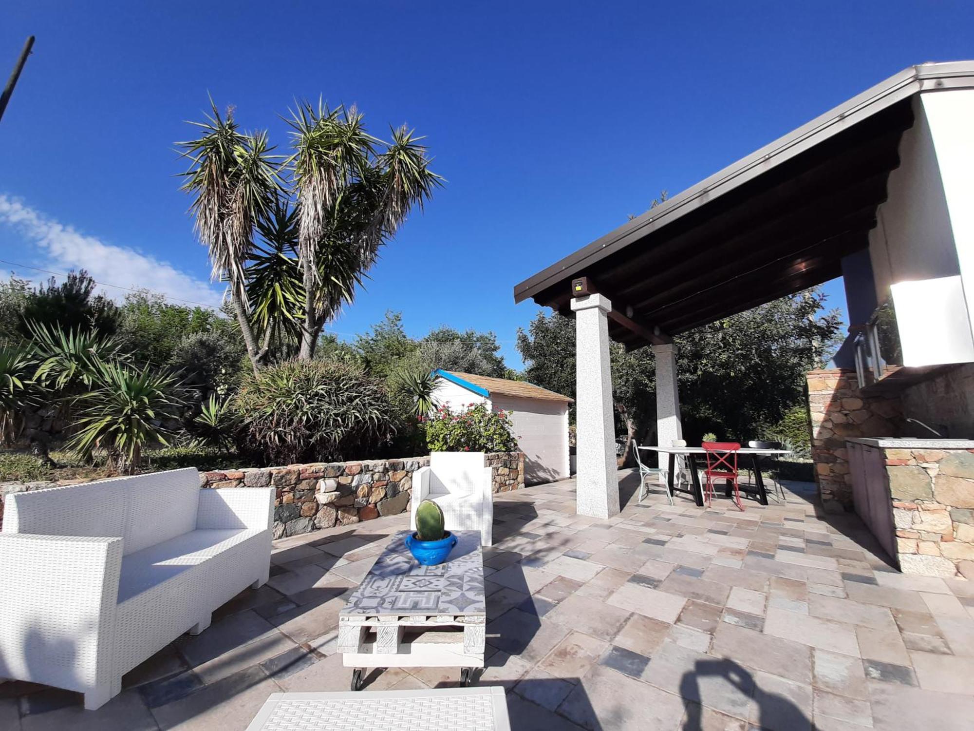 Casale Diletta Bed & Breakfast Castiadas Exterior photo